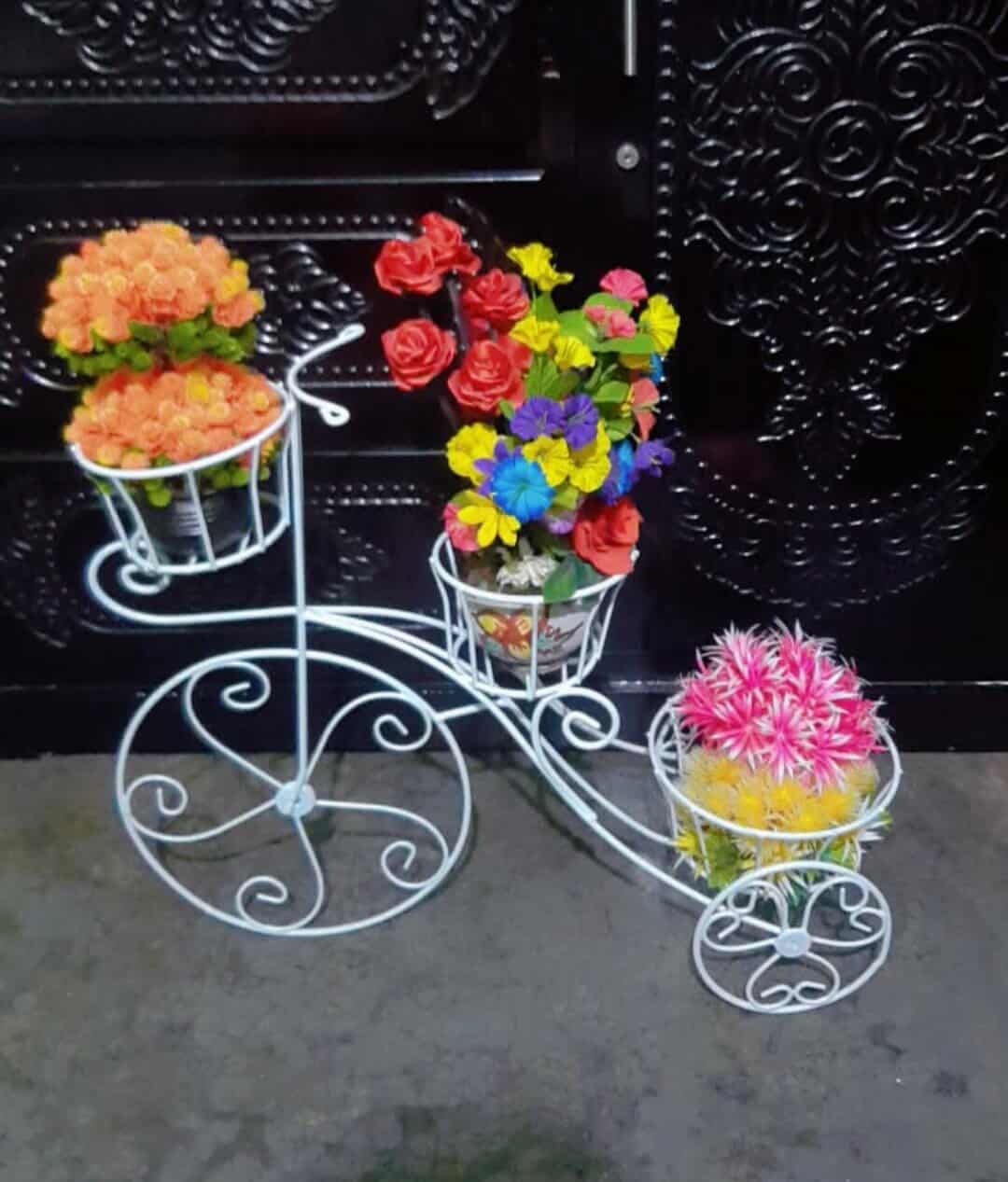 সাইকেল টপ স্যান্ড ! Metal Flower Stand 3-layer Display Shelf Modern Metal Flower Stand